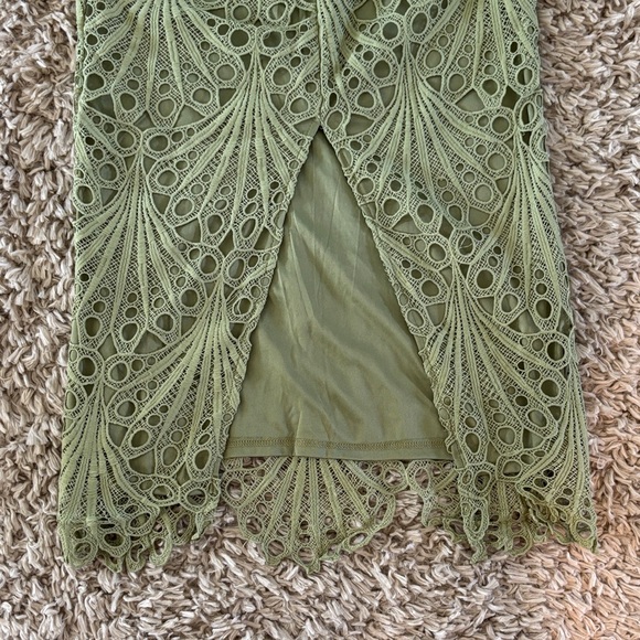 PrettyLittleThing Lace Skirt - Picture 7 of 11